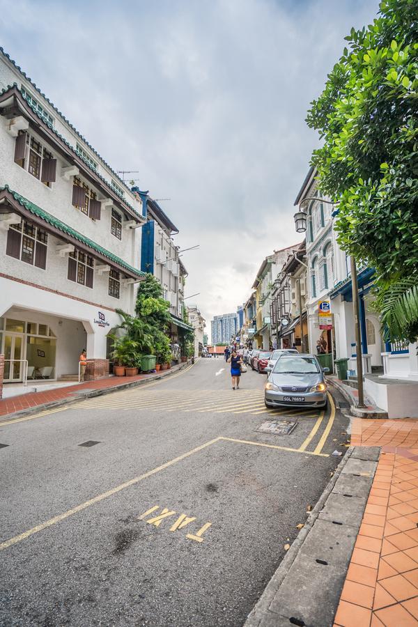 Clubhouse Residences Elm Attic Apartemen Singapore